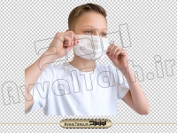 دانلود فایل تصویر دوربری شده پسر بچه در حال زدن ماسک