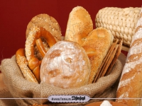 دانلود تصویر با کیفیت سبد با انواع نان باگت